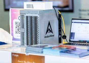 迦南发布Avalon A16系列矿机,每TH效率达12.8 J。